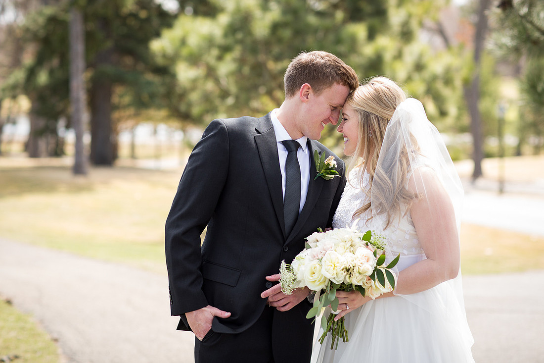 MinneapolisMN_WeddingPhotographer_31