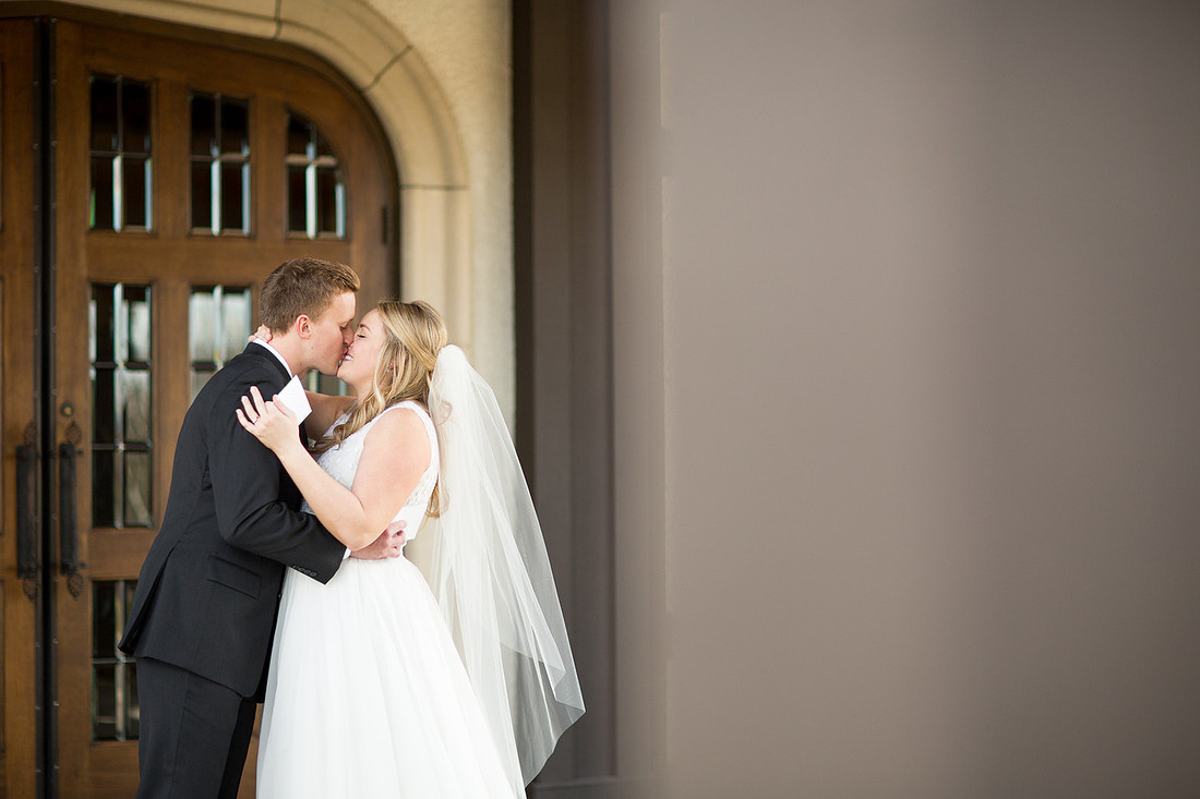 MinneapolisMN_WeddingPhotographer_22