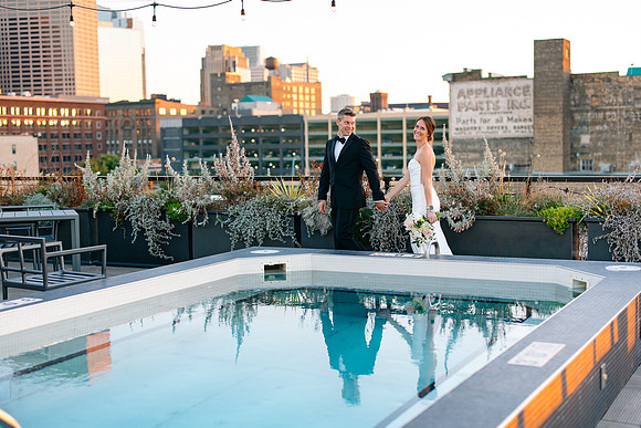HewingHotelMPLSWeddingPhotographer-75