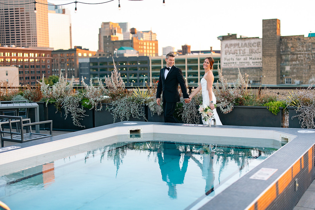 HewingHotelMPLSWeddingPhotographer-75