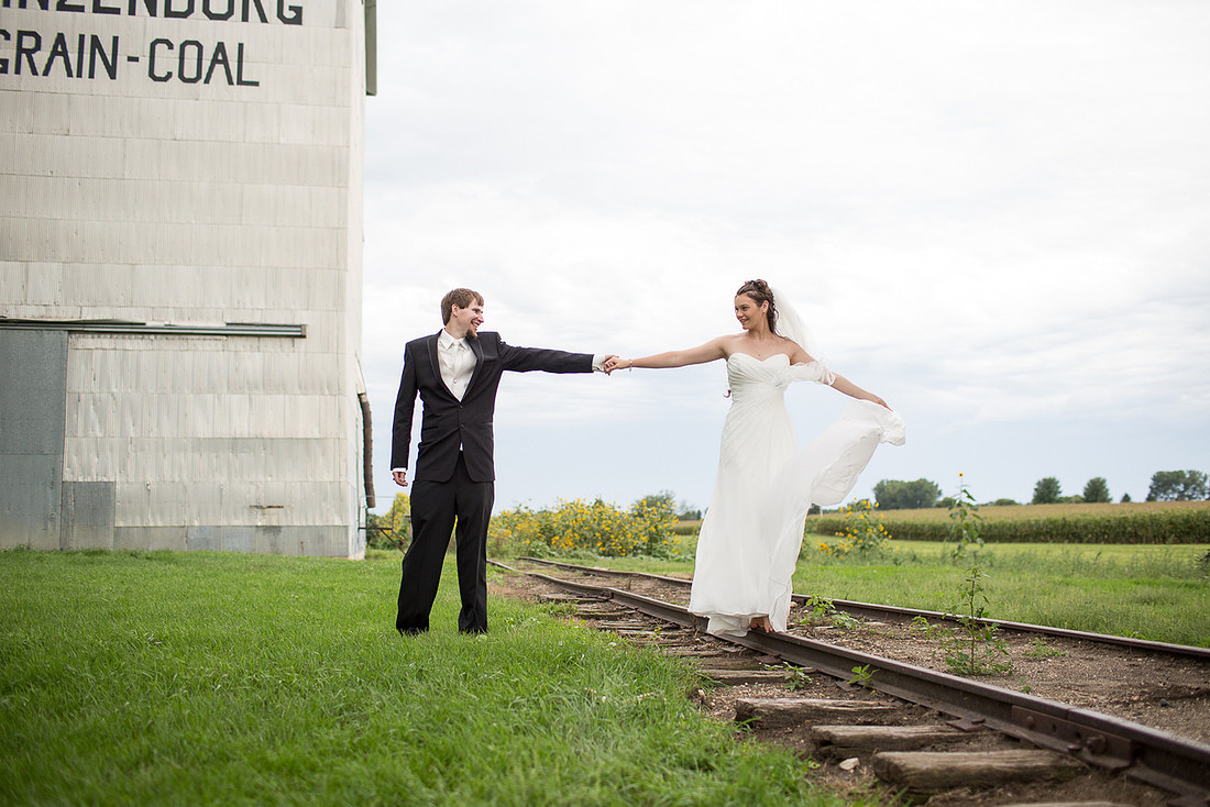 FairmontMNWeddingPhotographer_23
