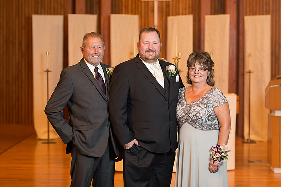WaconiaMN_WeddingPhotographer_42