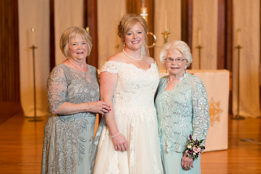 WaconiaMN_WeddingPhotographer_40