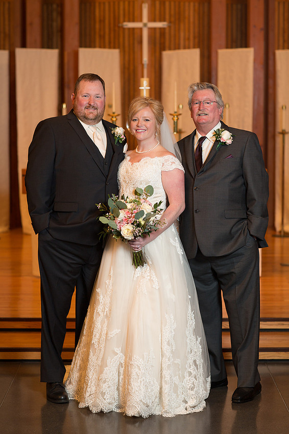 WaconiaMN_WeddingPhotographer_39