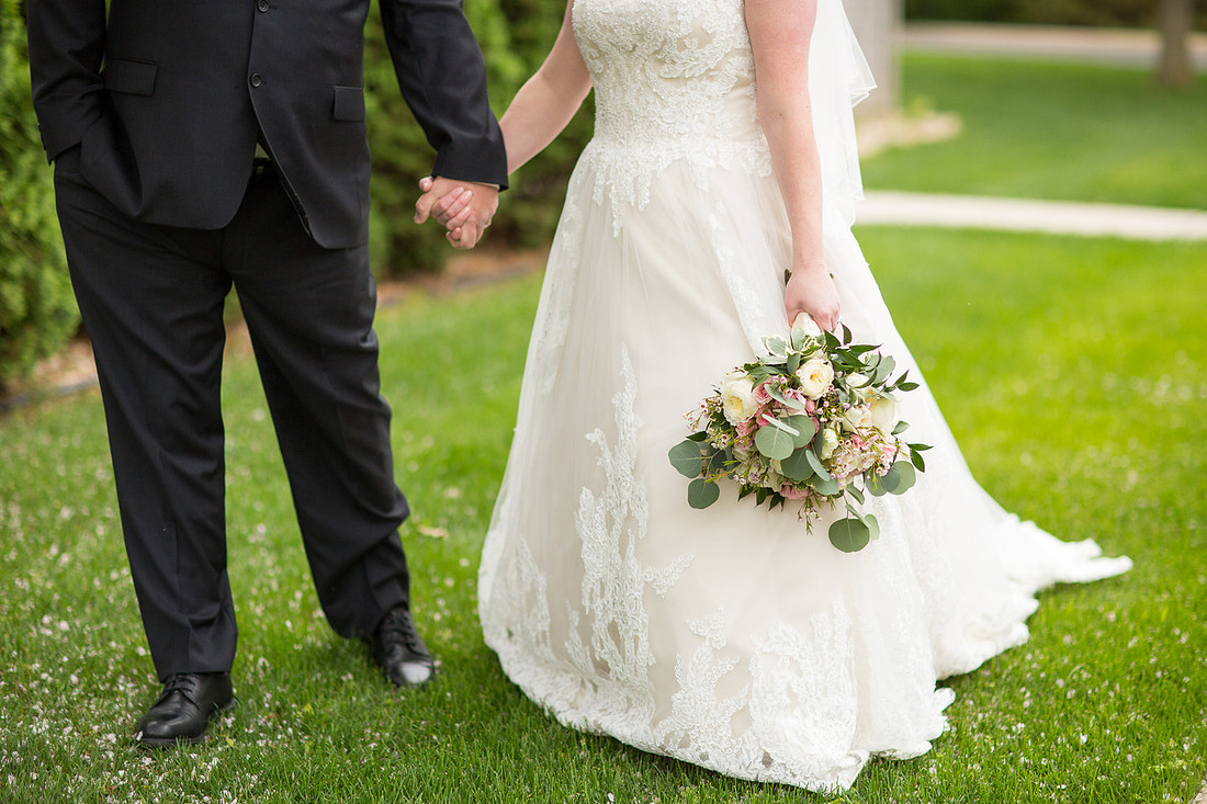 WaconiaMN_WeddingPhotographer_33