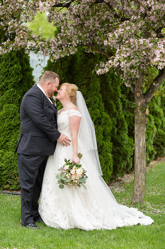 WaconiaMN_WeddingPhotographer_25