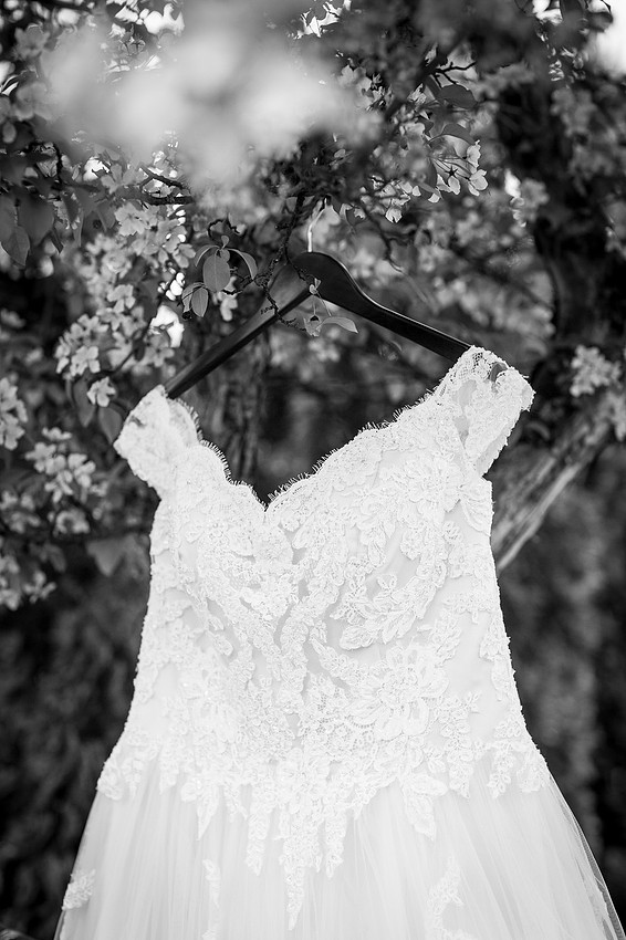WaconiaMN_WeddingPhotographer_12