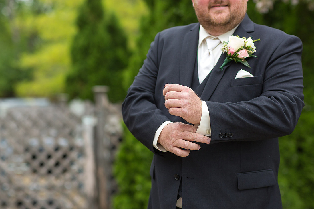 WaconiaMN_WeddingPhotographer_11