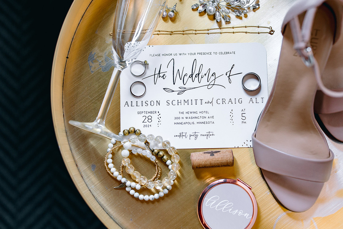 HewingHotelMPLSWeddingPhotographer-6