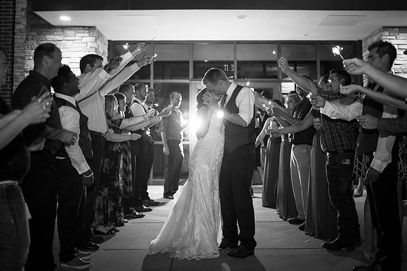 WaconiaMN_WeddingPhotographer_126