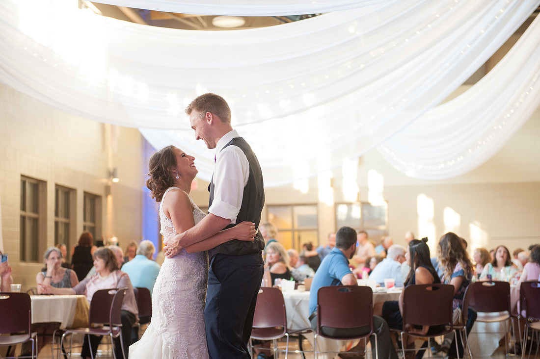 WaconiaMN_WeddingPhotographer_107