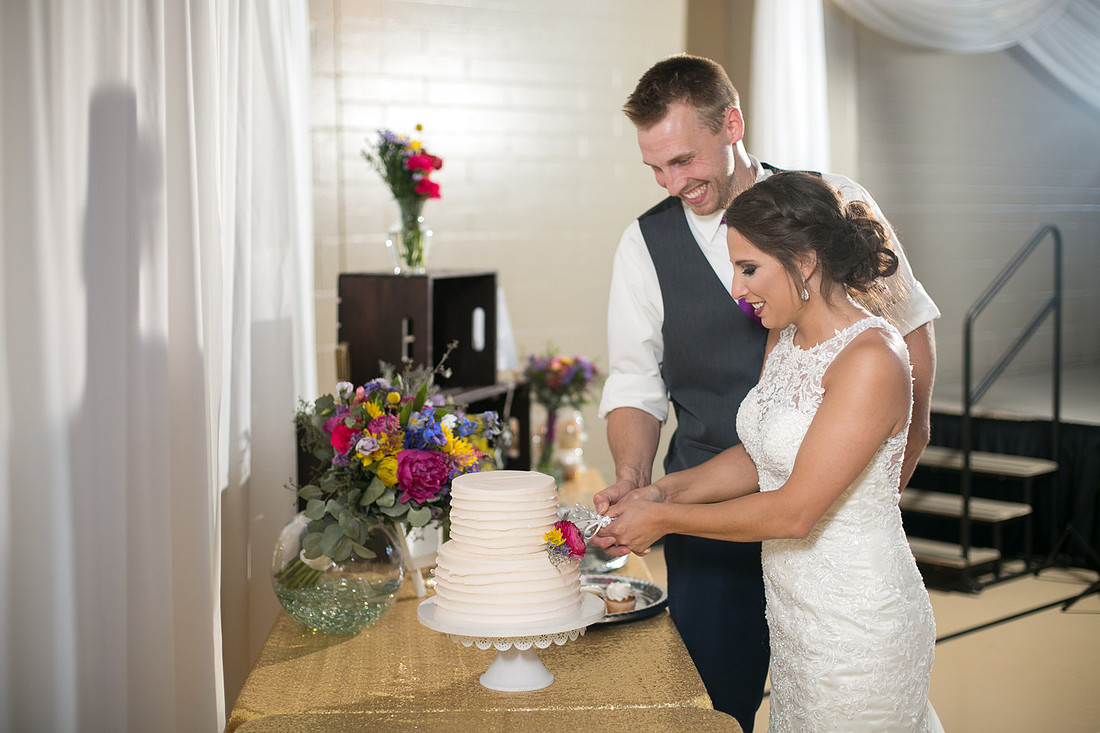 WaconiaMN_WeddingPhotographer_100