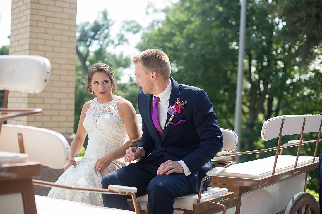 WaconiaMN_WeddingPhotographer_83