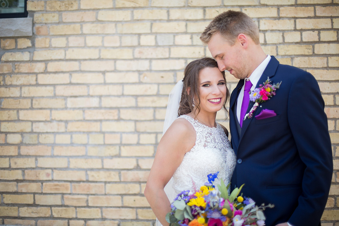 WaconiaMN_WeddingPhotographer_59