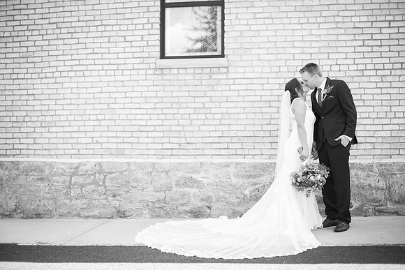 WaconiaMN_WeddingPhotographer_58