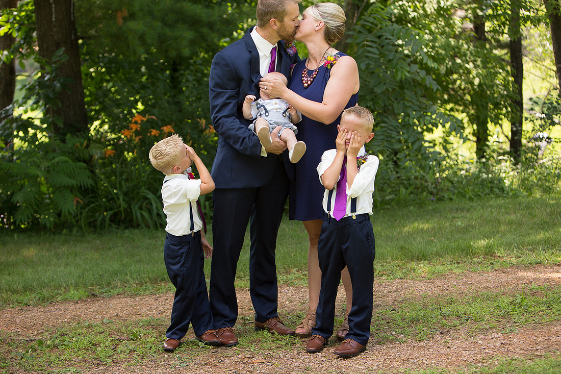 WaconiaMN_WeddingPhotographer_55