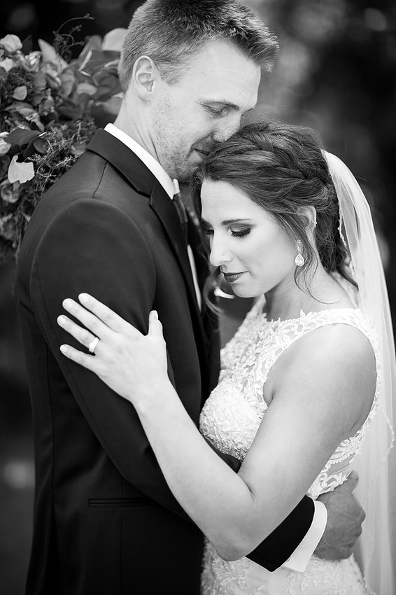 WaconiaMN_WeddingPhotographer_36