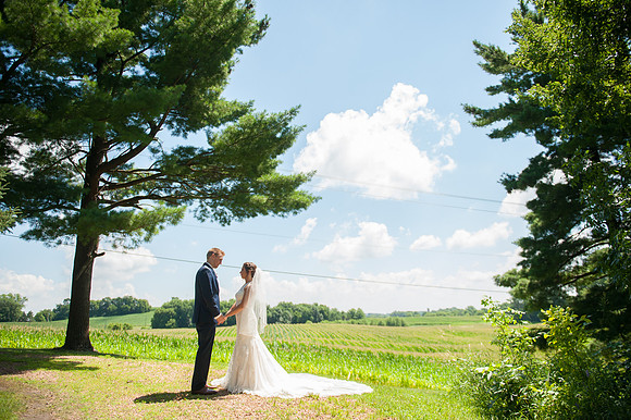 WaconiaMN_WeddingPhotographer_28