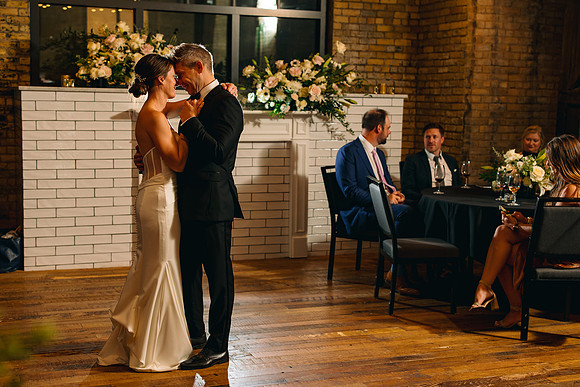HewingHotelMPLSWeddingPhotographer-76