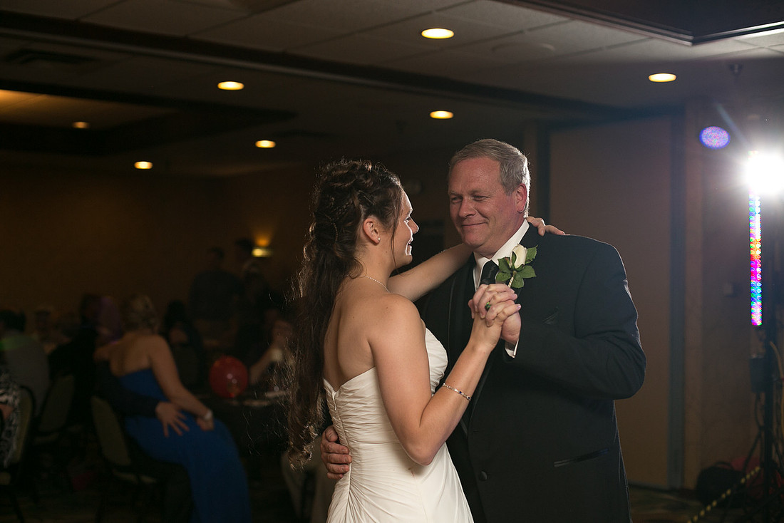 FairmontMNWeddingPhotographer_34