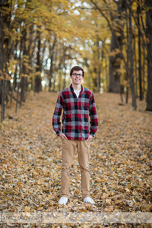 ChanhassenMNSeniorPortraitPhotographer_13
