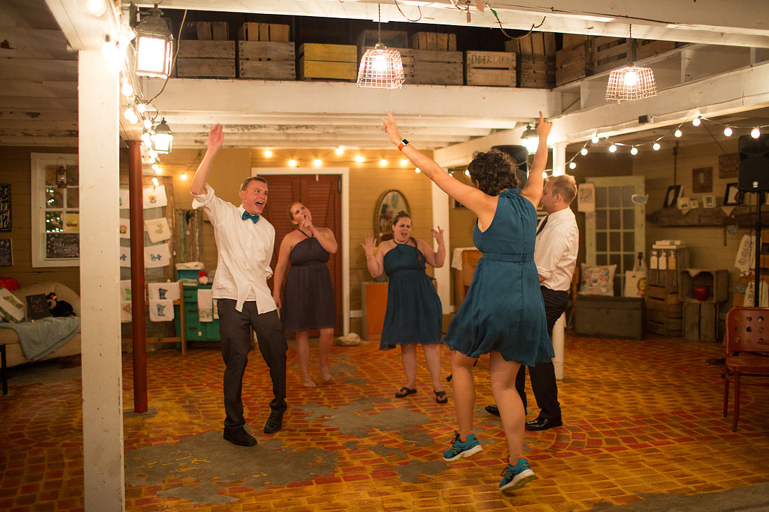 DeerLakeOrchard_WeddingPhotographer_121