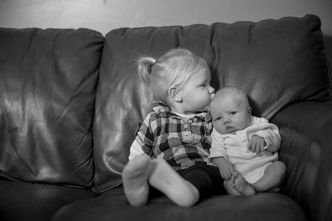 MaplePlainNewbornPhotographer_1