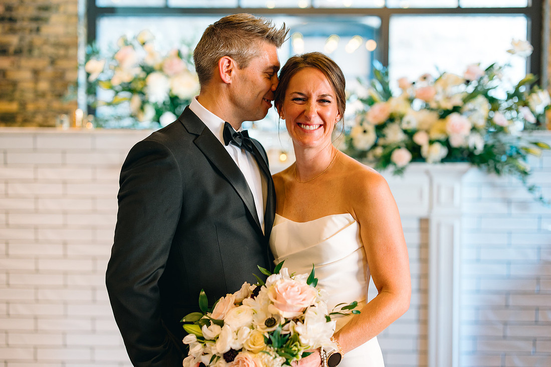 HewingHotelMPLSWeddingPhotographer-46
