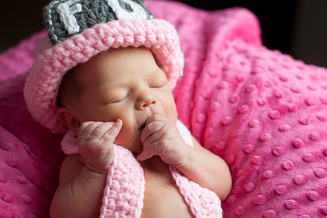 cologne mn newborn portrait photographer
