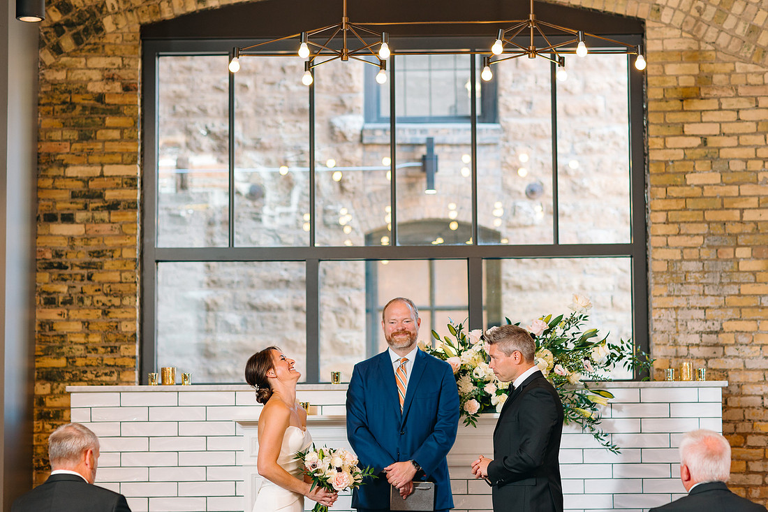 HewingHotelMPLSWeddingPhotographer-35
