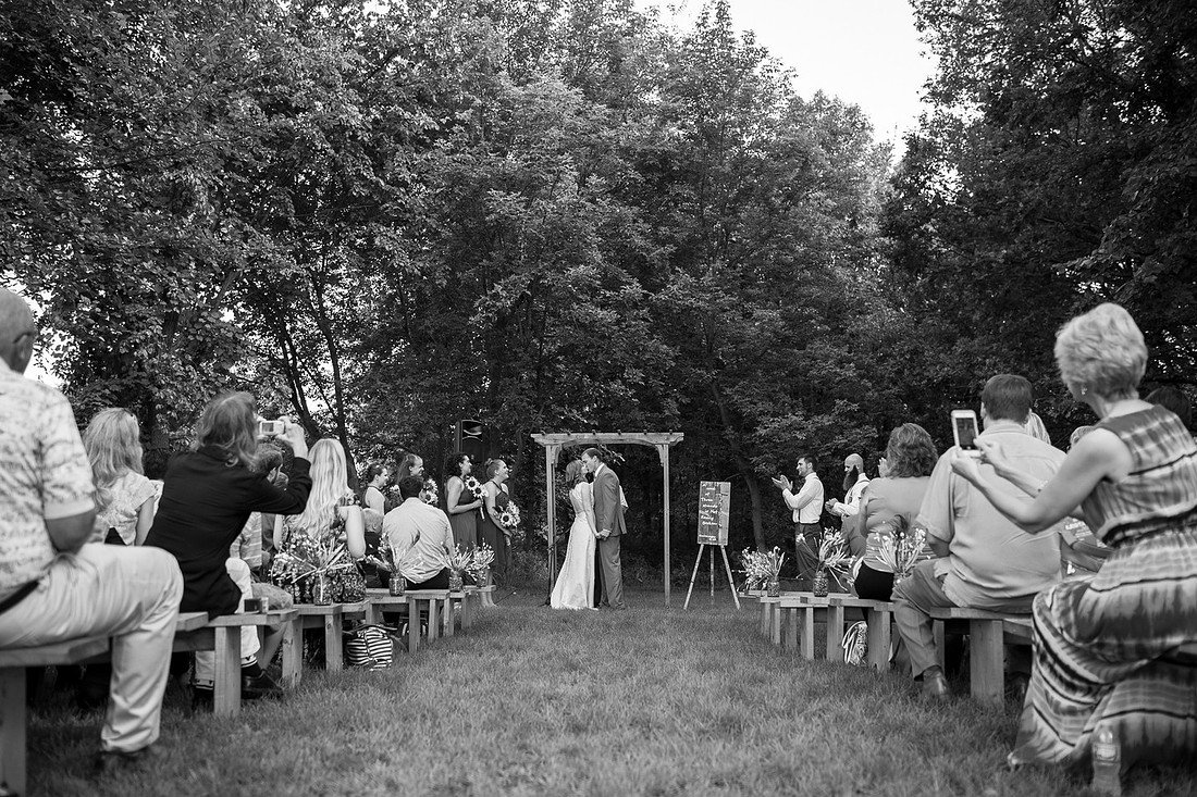 DeerLakeOrchard_WeddingPhotographer_69