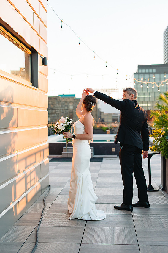 HewingHotelMPLSWeddingPhotographer-61