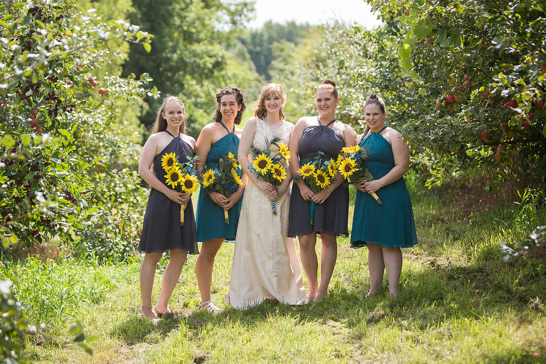 DeerLakeOrchard_WeddingPhotographer_39