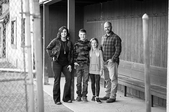 NorwoodYoungAmericaFamilyPhotographer_17