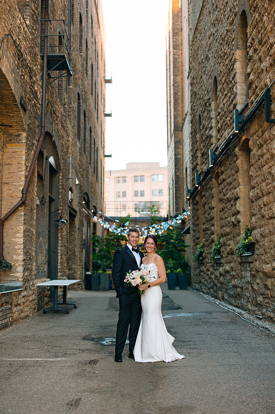 HewingHotelMPLSWeddingPhotographer-48