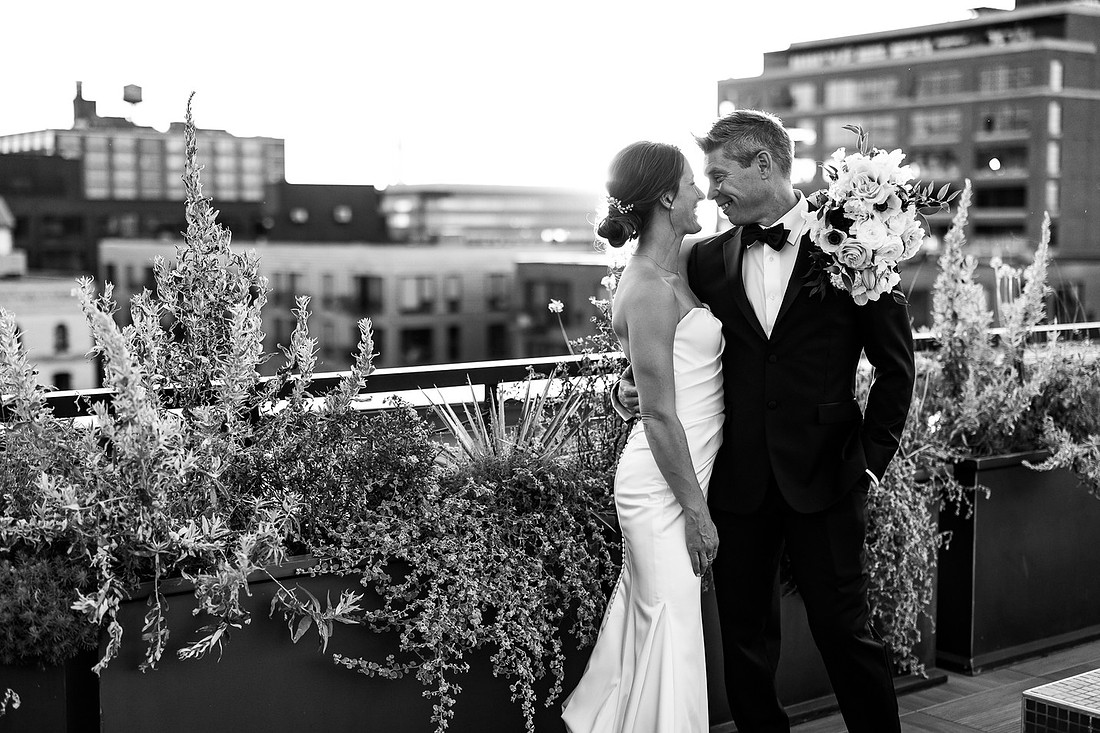 HewingHotelMPLSWeddingPhotographer-67