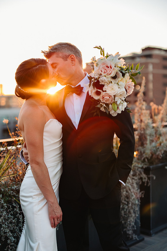 HewingHotelMPLSWeddingPhotographer-66
