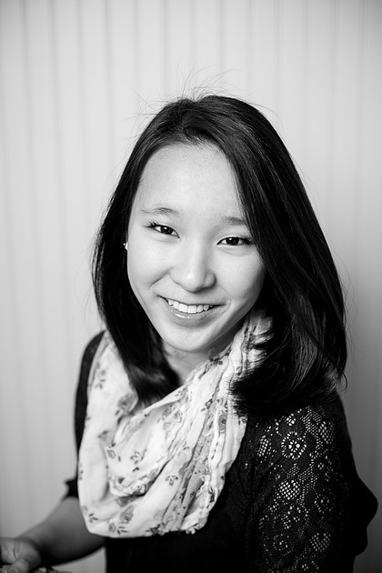 chaska mn senior portrait photographer