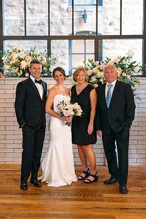 HewingHotelMPLSWeddingPhotographer-42