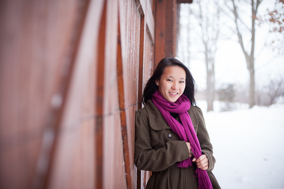 chaska mn senior portrait photographer