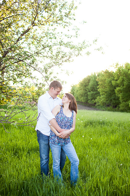NorwoodYoungAmericaMNEngagementPhotographer_6