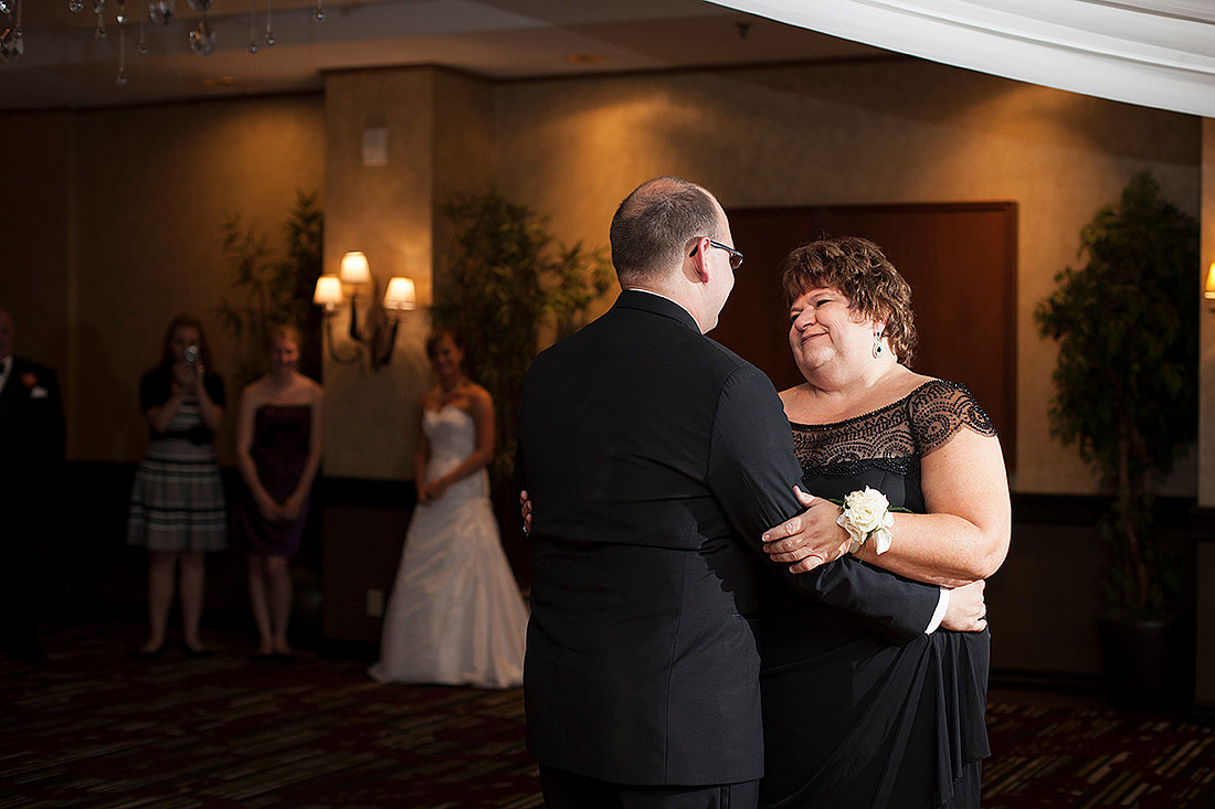 minneapolis wedding photographer