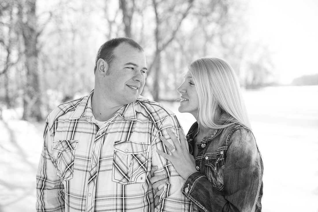 NorwoodYoungAmericaEngagementPhotographer-13