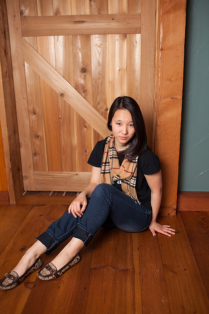 chaska mn senior portrait photographer