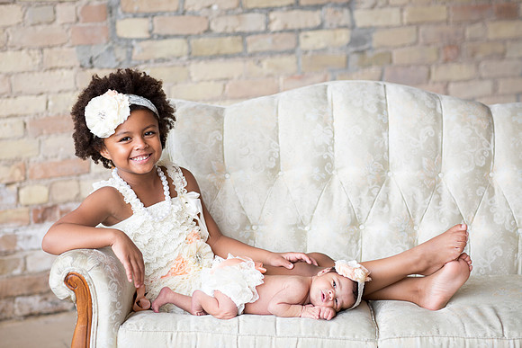 SWMetroMinneapolisNewbornPhotographer__11