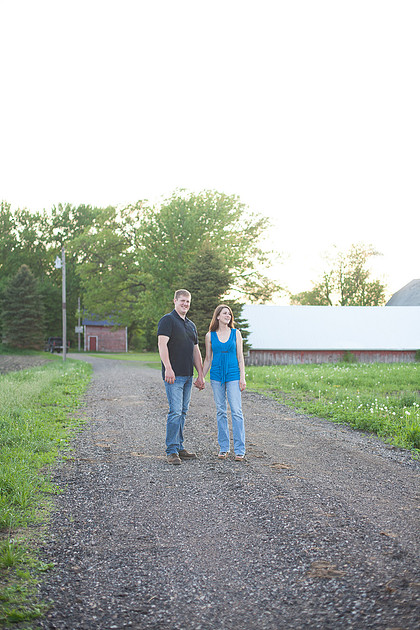 NorwoodYoungAmericaMNEngagementPhotographer_10