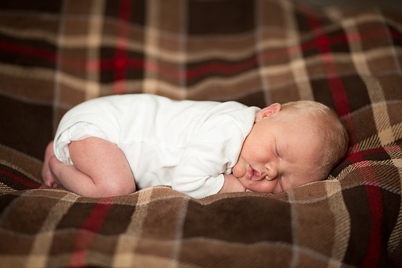 MaplePlainNewbornPhotographer_15