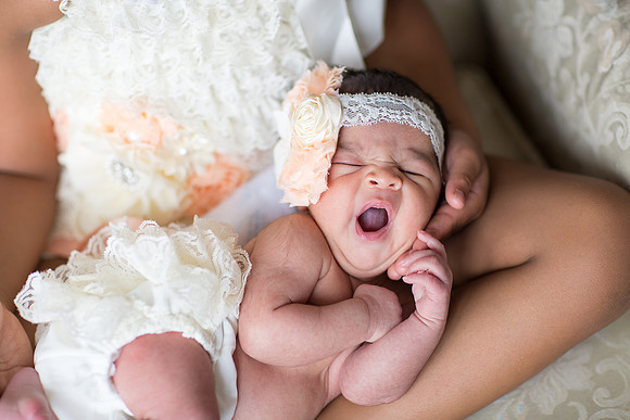 SWMetroMinneapolisNewbornPhotographer__6
