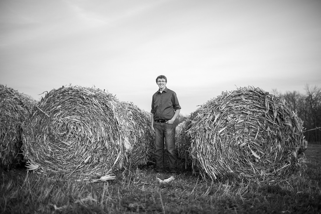 BellePlaineSeniorPhotographer_22