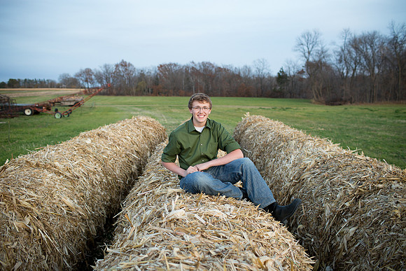 BellePlaineSeniorPhotographer_21